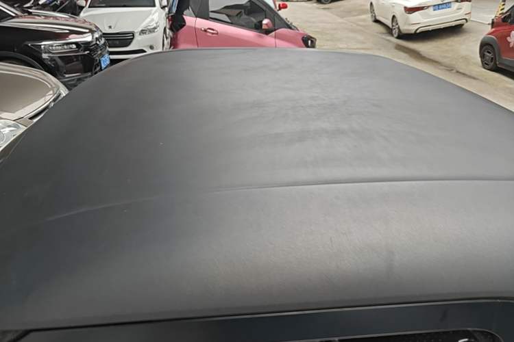 Used Baojun E200 2020 305KM Smart Drive Version Roof