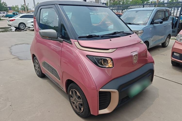Used Baojun E200 2020 305KM Smart Drive Version Front Right 45 Deg