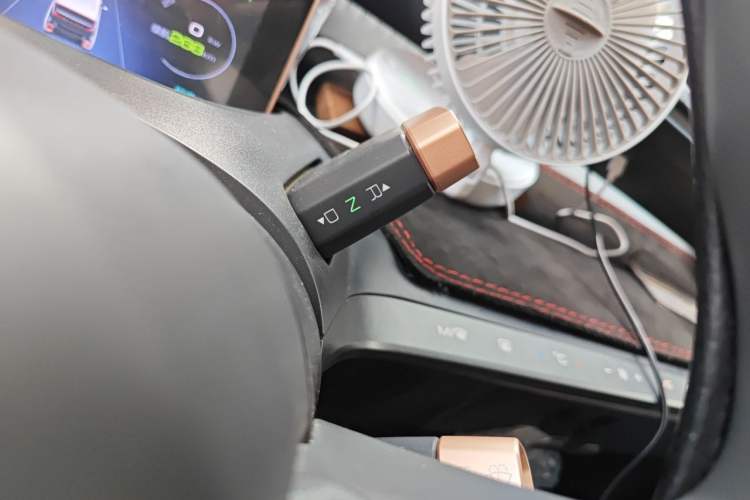 Used Baojun E200 2020 305KM Smart Drive Version Gear Lever