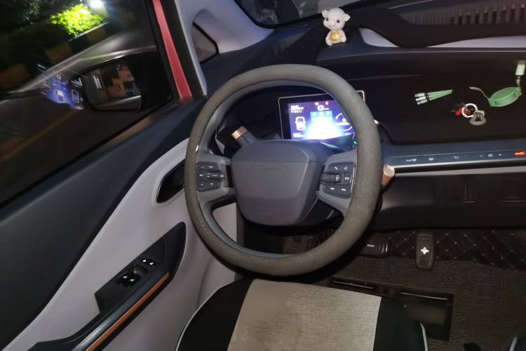 Used Baojun E200 2020 305KM Smart Drive Version Steering Wheel