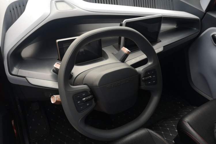 Used Baojun E200 2020 305KM Smart Drive Version Center Console