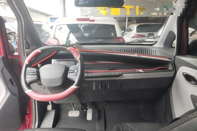 Used Baojun E200 2020 305KM Smart Drive Version Center Console