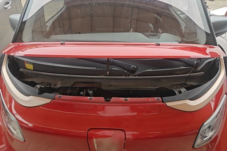 Used Baojun E200 2020 305KM Smart Drive Version Engine Bay