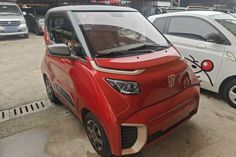 Used Baojun E200 2020 305KM Smart Drive Version Front Right 45 Deg