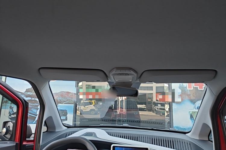 Used Baojun E200 2020 305KM Smart Drive Version Headliner