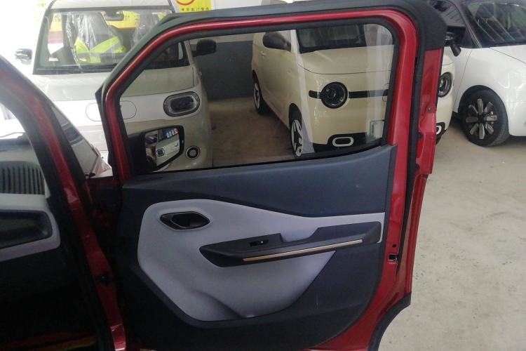 Used Baojun E200 2020 305KM Smart Drive Version Interior 5