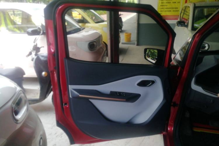 Used Baojun E200 2020 305KM Smart Drive Version Interior 7