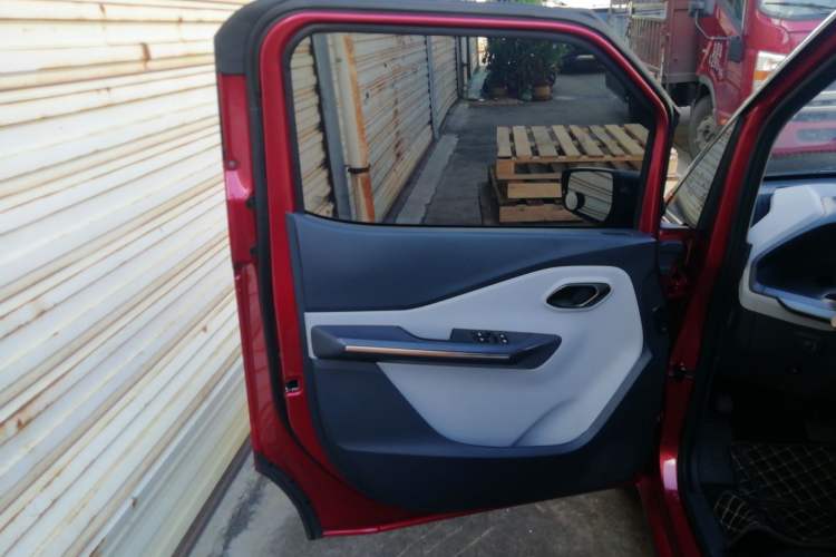 Used Baojun E200 2020 305KM Smart Enjoyment Version Interior 8