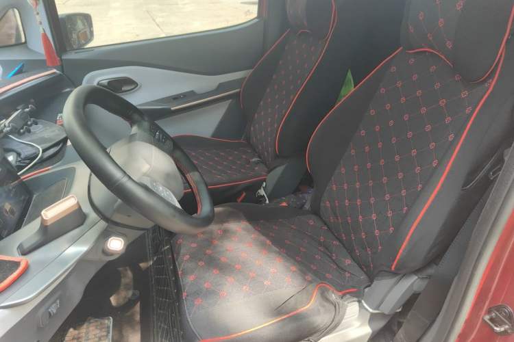 Used Baojun E200 2020 305KM Smart Drive Version Left Front Seat