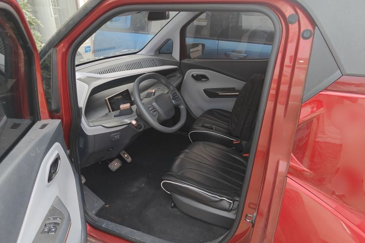 Used Baojun E200 2020 305KM Smart Drive Version Left Front Seat