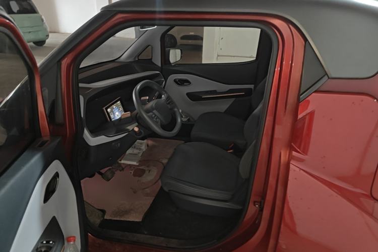 Used Baojun E200 2020 305KM Smart Drive Version Left Front Seat