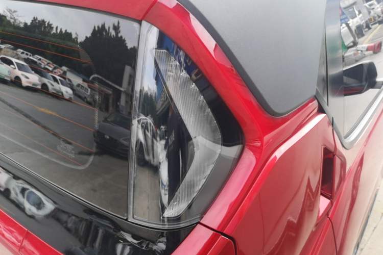Used Baojun E200 2020 305KM Smart Drive Version Right Rear Taillight