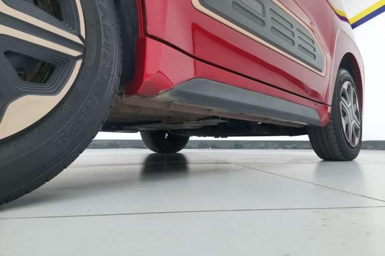 Used Baojun E200 2020 305KM Smart Drive Version Right Side Sill