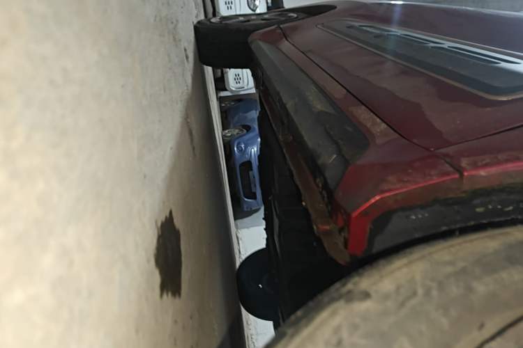 Used Baojun E200 2020 305KM Smart Drive Version Right Side Sill