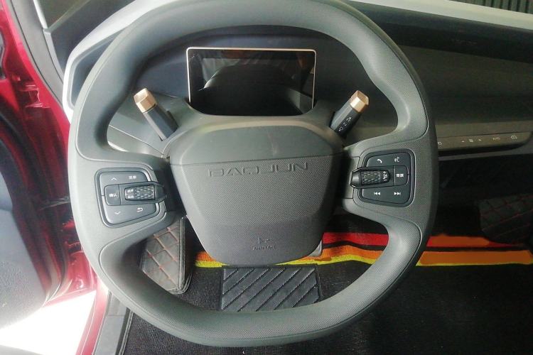 Used Baojun E200 2020 305KM Smart Drive Version Steering Wheel