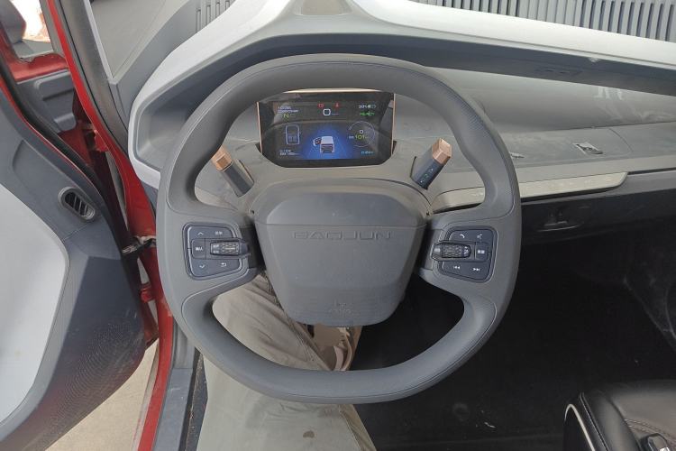 Used Baojun E200 2020 305KM Smart Drive Version Steering Wheel