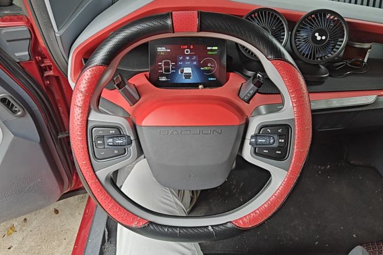 Used Baojun E200 2020 305KM Smart Enjoyment Version Steering Wheel