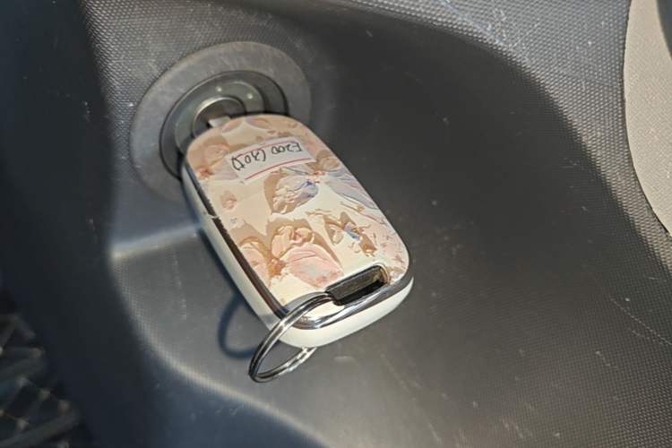 Used Baojun E200 2020 305KM Smart Drive Version Vehicle Key