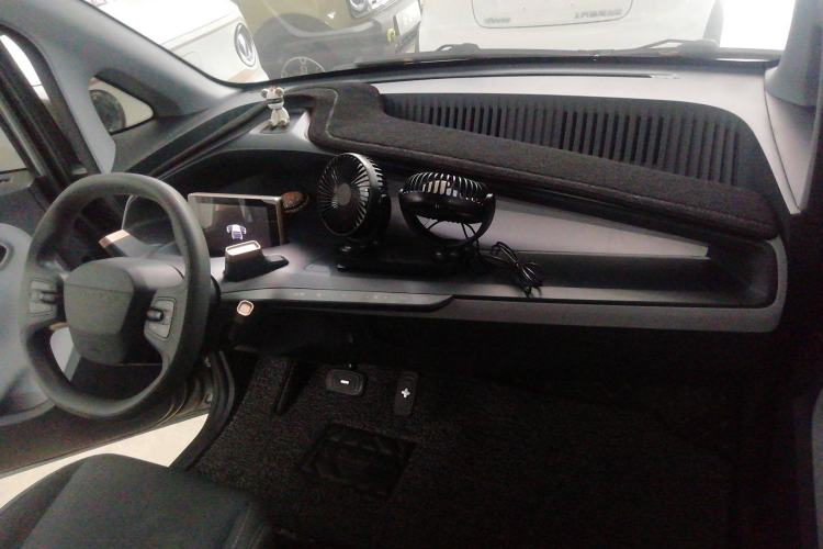 Used Baojun E200 2020 305KM Smart Drive Version Interior 2