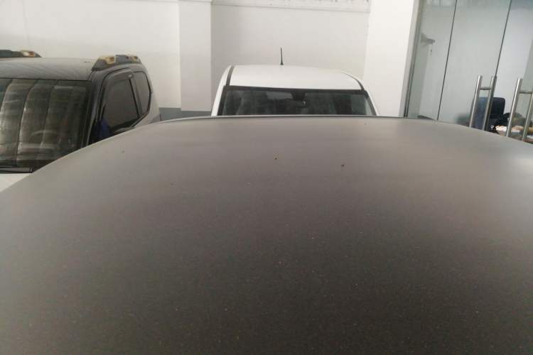 Used Baojun E200 2020 305KM Smart Drive Version Roof