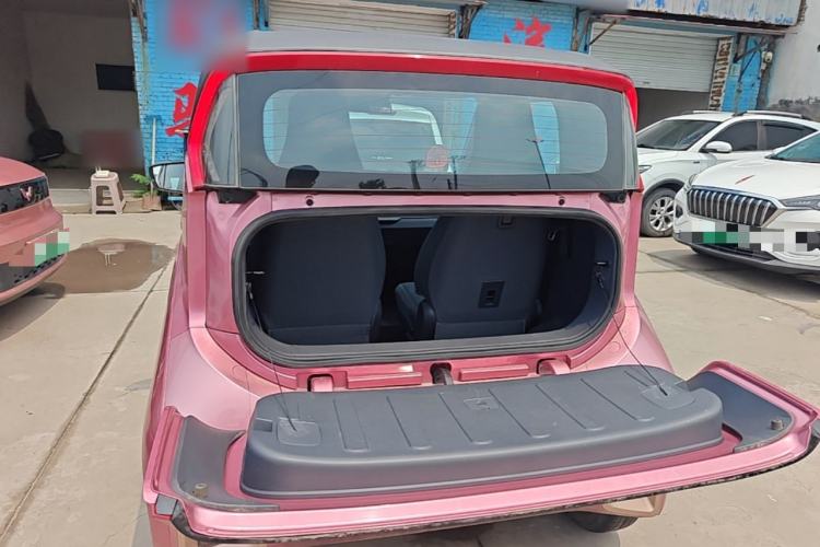 Used Baojun E200 2020 305KM Smart Drive Version Trunk