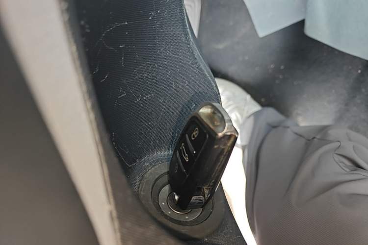 Used Baojun E200 2020 305KM Smart Drive Version Vehicle Key