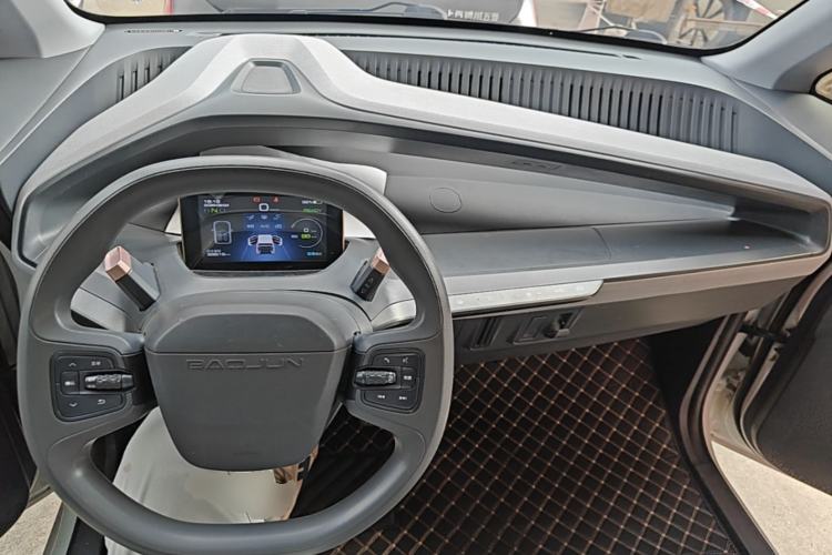 Used Baojun E200 2020 305KM Smart Drive Version Center Console