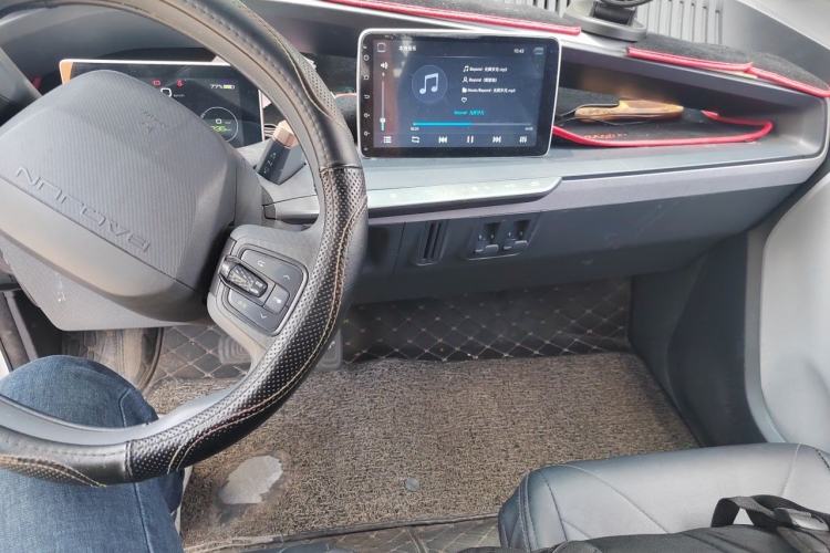 Used Baojun E200 2020 305KM Smart Drive Version Center Console