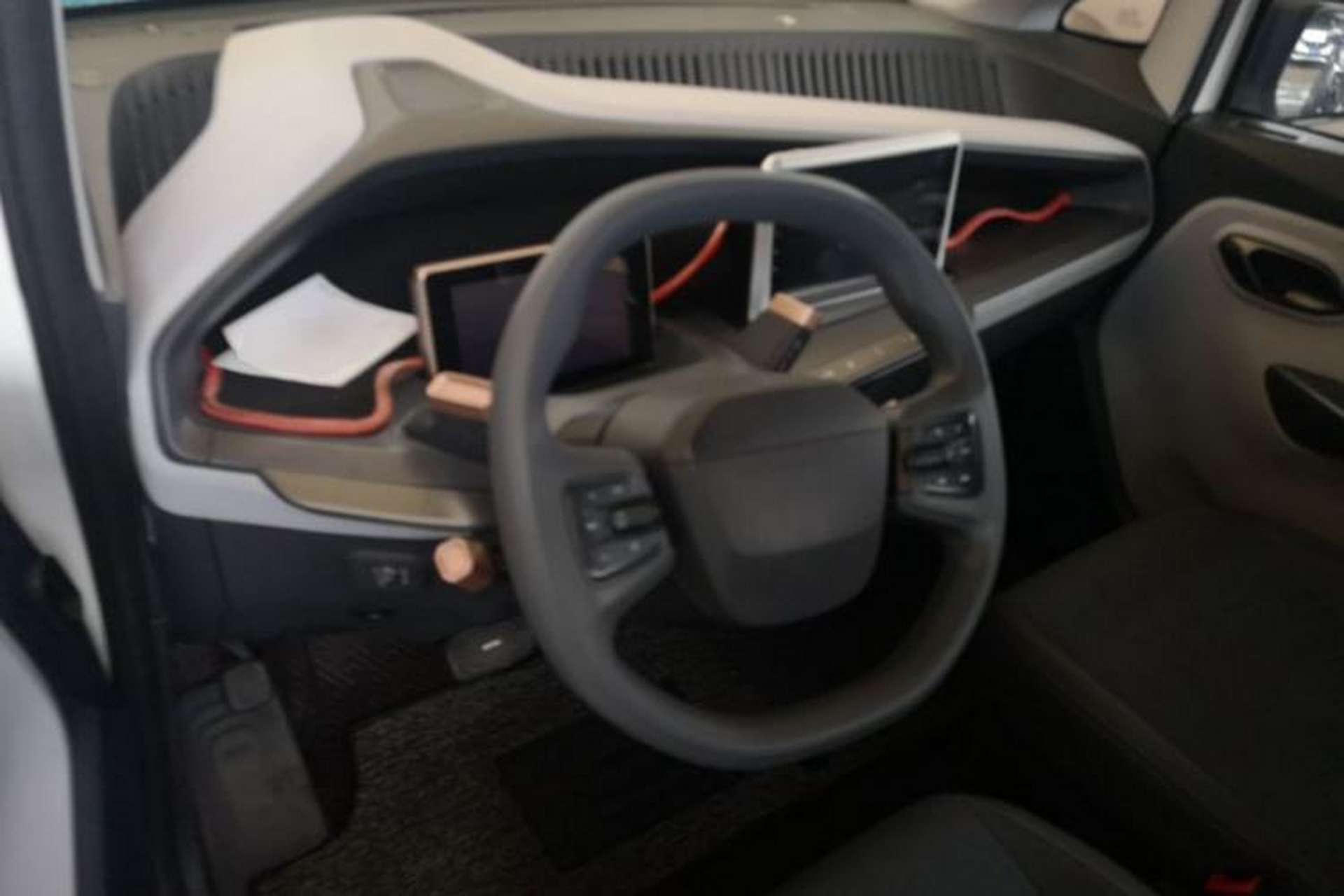Used Baojun E200 2020 305KM Smart Drive Version Center Console