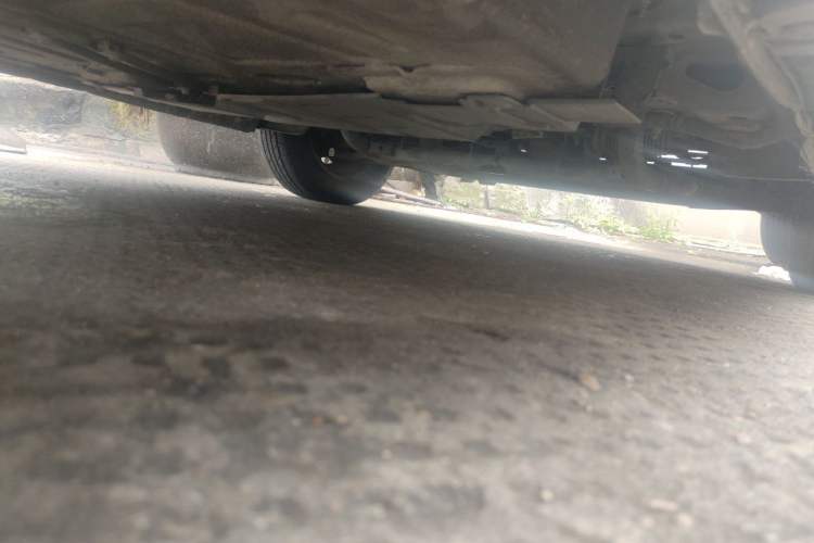 Used Baojun E200 2020 305KM Smart Drive Version Chassis Front Left