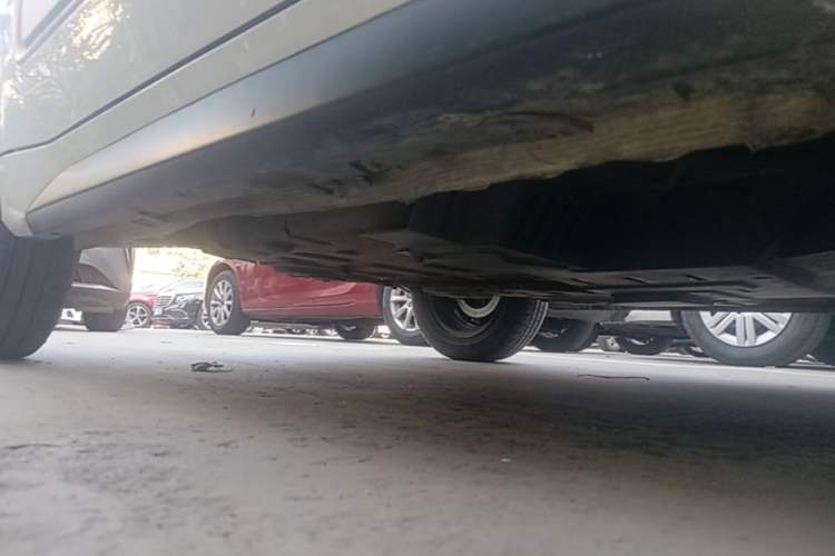 Used Baojun E200 2020 305KM Smart Drive Version Chassis Front Right