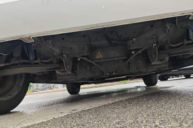 Used Baojun E200 2020 305KM Smart Drive Version Chassis Rear