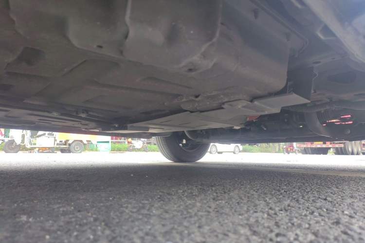 Used Baojun E200 2020 305KM Smart Drive Version Chassis Rear Right