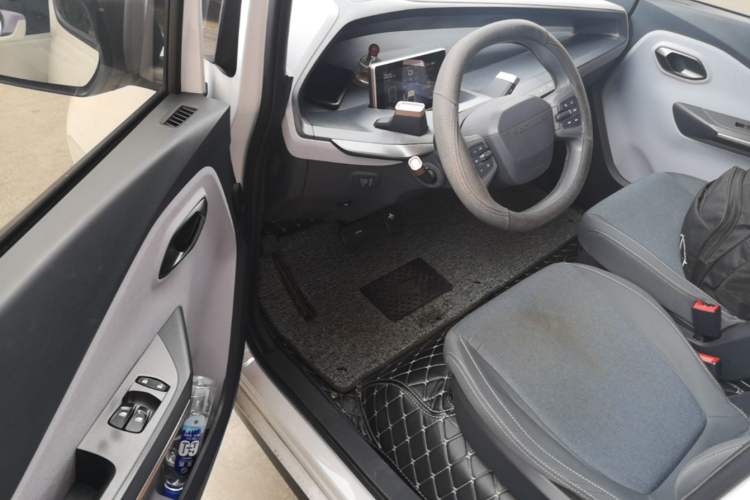 Used Baojun E200 2020 305KM Smart Drive Version Driver Seat