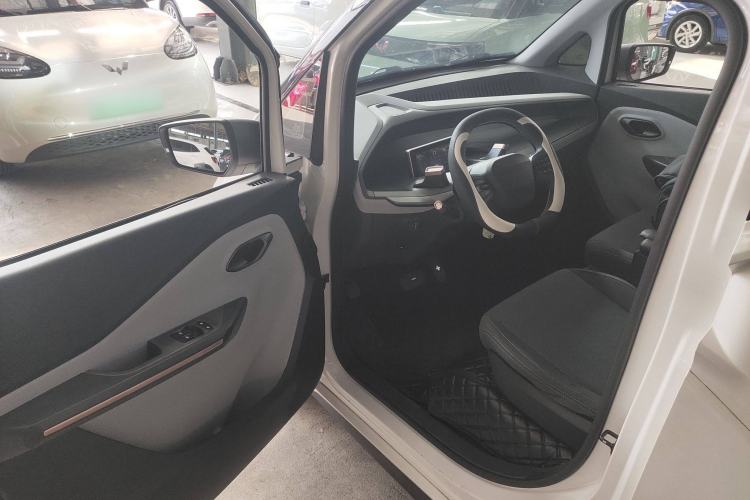 Used Baojun E200 2020 305KM Smart Drive Version Driver Seat