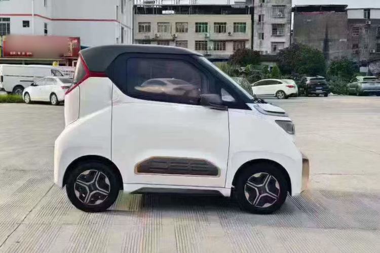 Used Baojun E200 2020 305KM Smart Drive Version Exterior 3