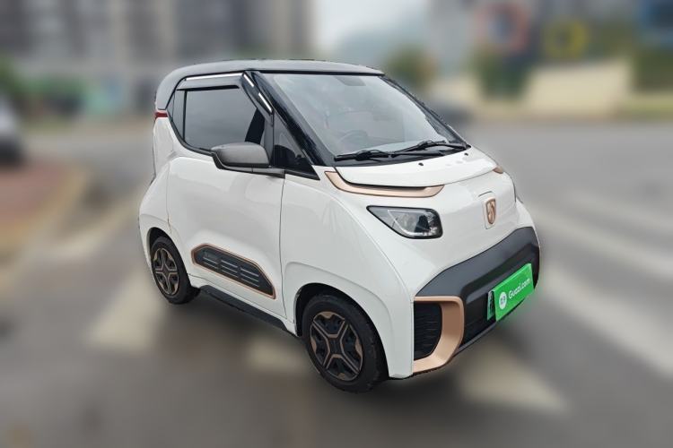 Used Baojun E200 2020 305KM Smart Drive Version Front Right 45 Deg