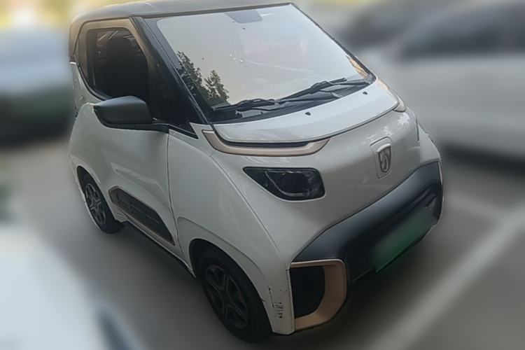 Used Baojun E200 2020 305KM Smart Drive Version Front Right 45 Deg