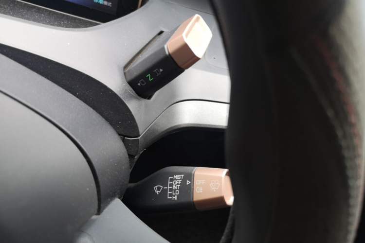 Used Baojun E200 2020 305KM Smart Drive Version Gear Lever