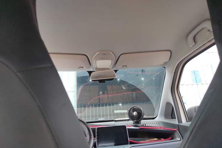 Used Baojun E200 2020 305KM Smart Drive Version Headliner