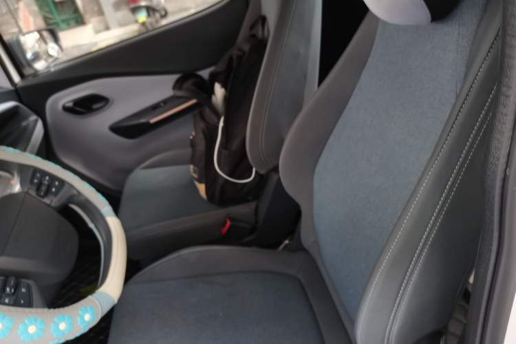 Used Baojun E200 2020 305KM Smart Drive Version Interior 4