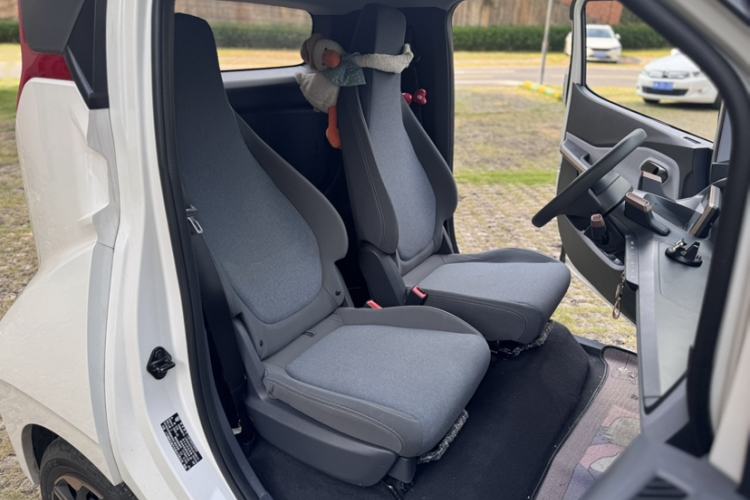 Used Baojun E200 2020 305KM Smart Drive Version Interior 5