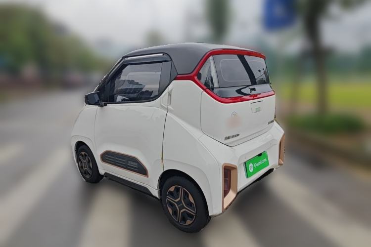 Used Baojun E200 2020 305KM Smart Drive Version Rear Left 45 Deg