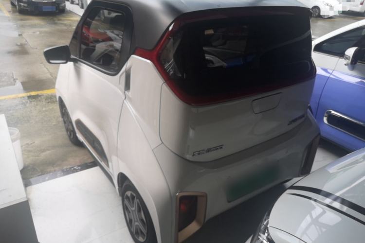 Used Baojun E200 2020 305KM Smart Drive Version Rear Left 45 Deg