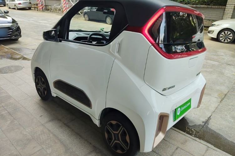 Used Baojun E200 2020 305KM Smart Drive Version Rear Left 45 Deg