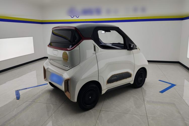 Used Baojun E200 2020 305KM Smart Drive Version Rear Right 45 Deg