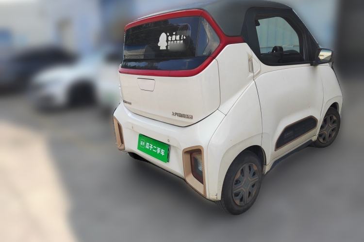 Used Baojun E200 2020 305KM Smart Drive Version Rear Right 45 Deg