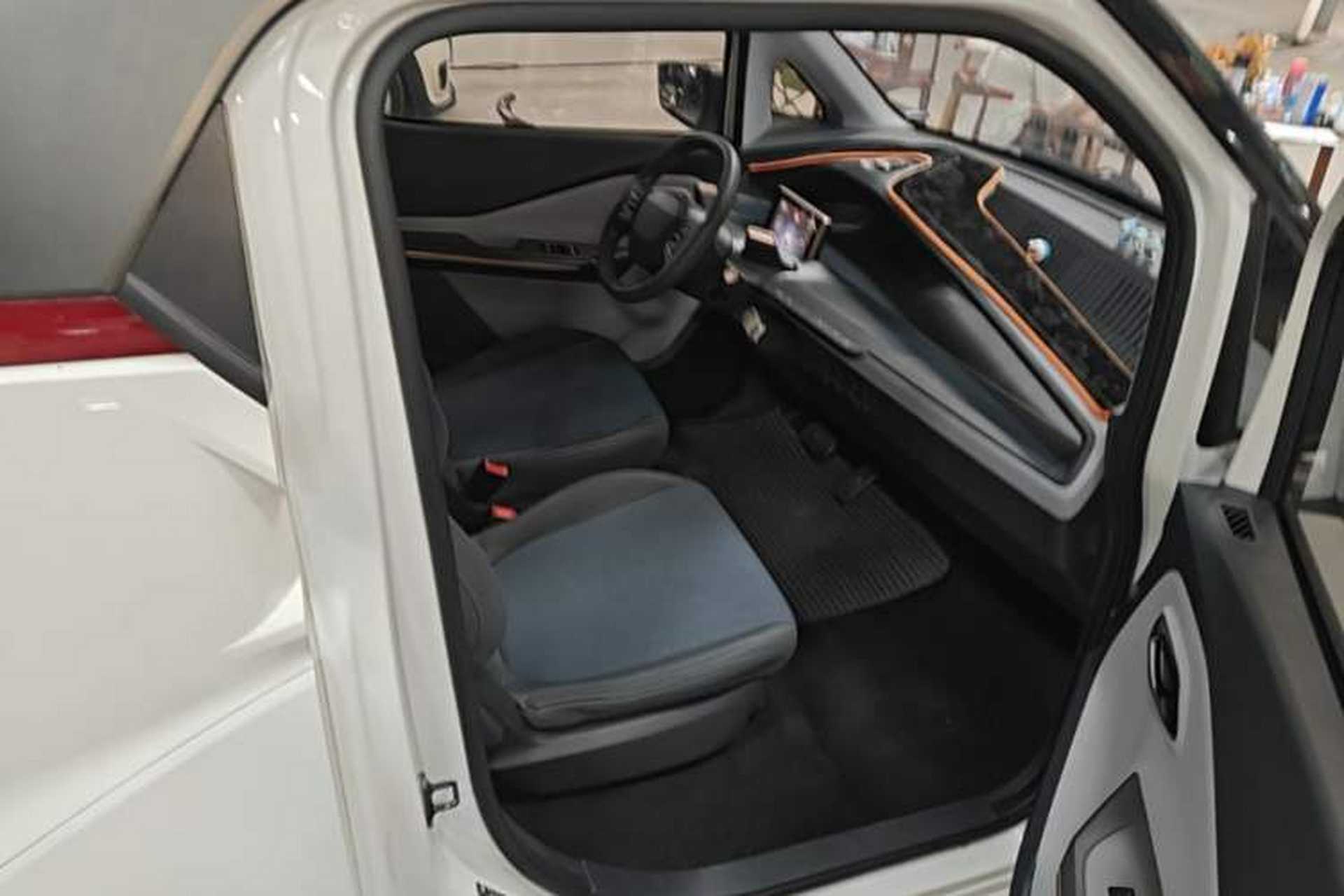 Used Baojun E200 2020 305KM Smart Drive Version Right Front Seat