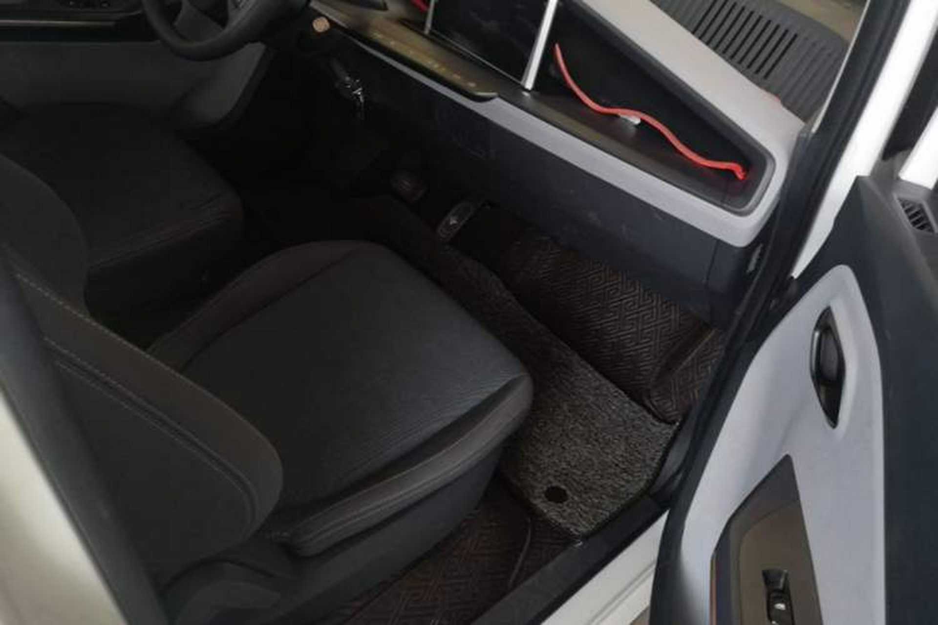 Used Baojun E200 2020 305KM Smart Drive Version Right Front Seat