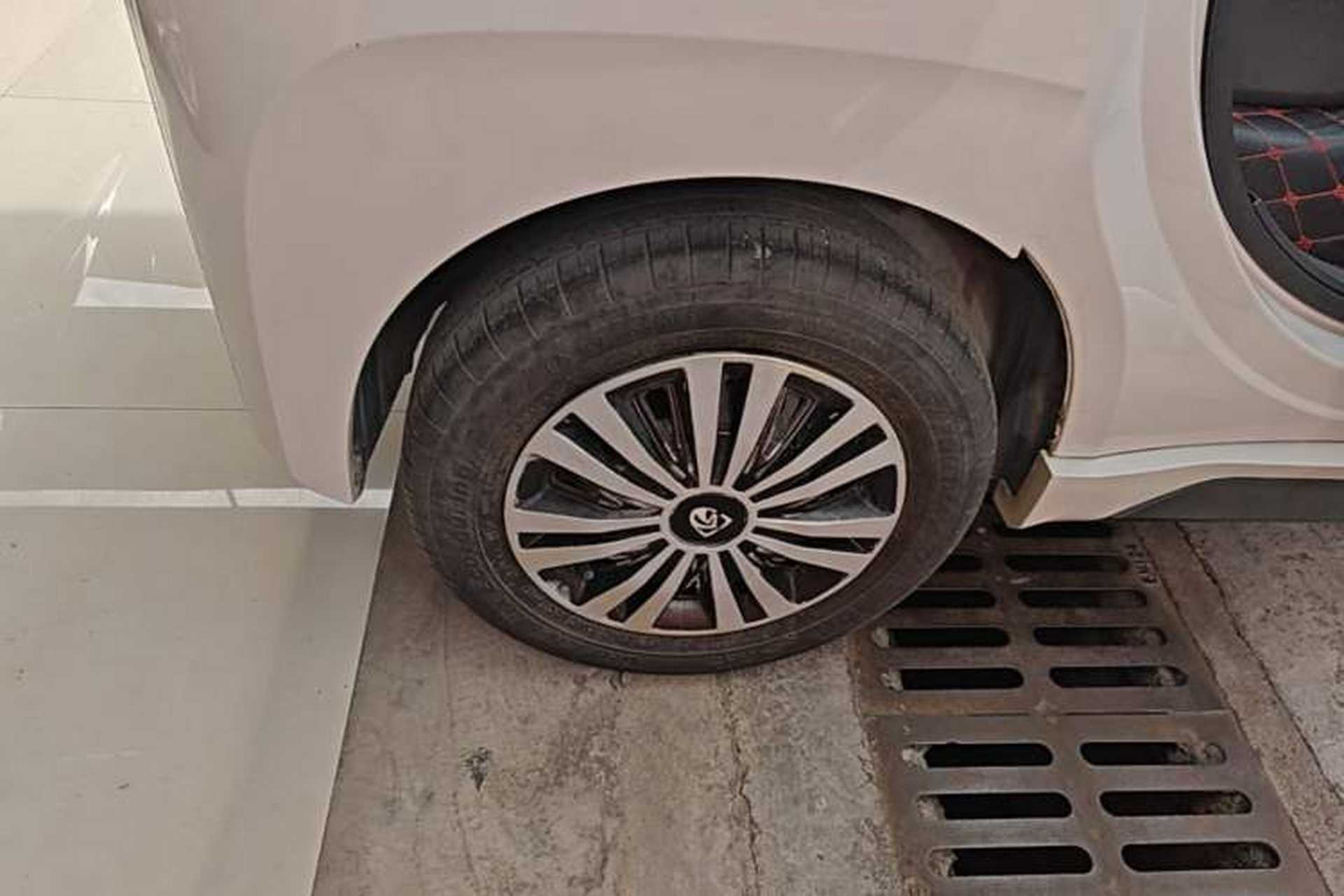 Used Baojun E200 2020 305KM Smart Drive Version Right Rear Wheel Hub